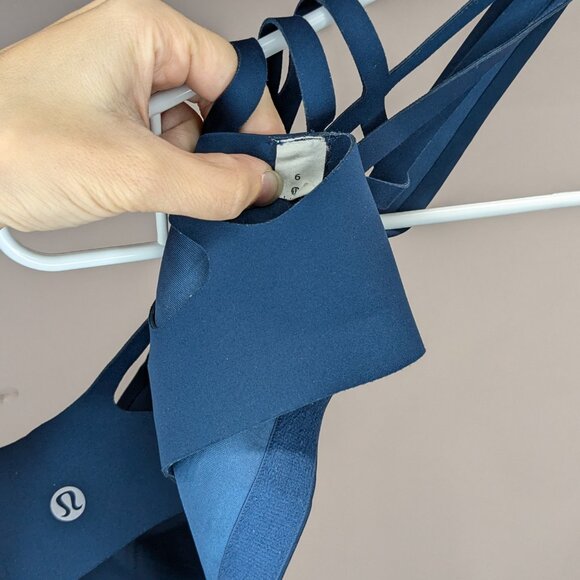 Lululemon Criss Cross Backed Bra Teal Size 6 - Picture 4 of 4